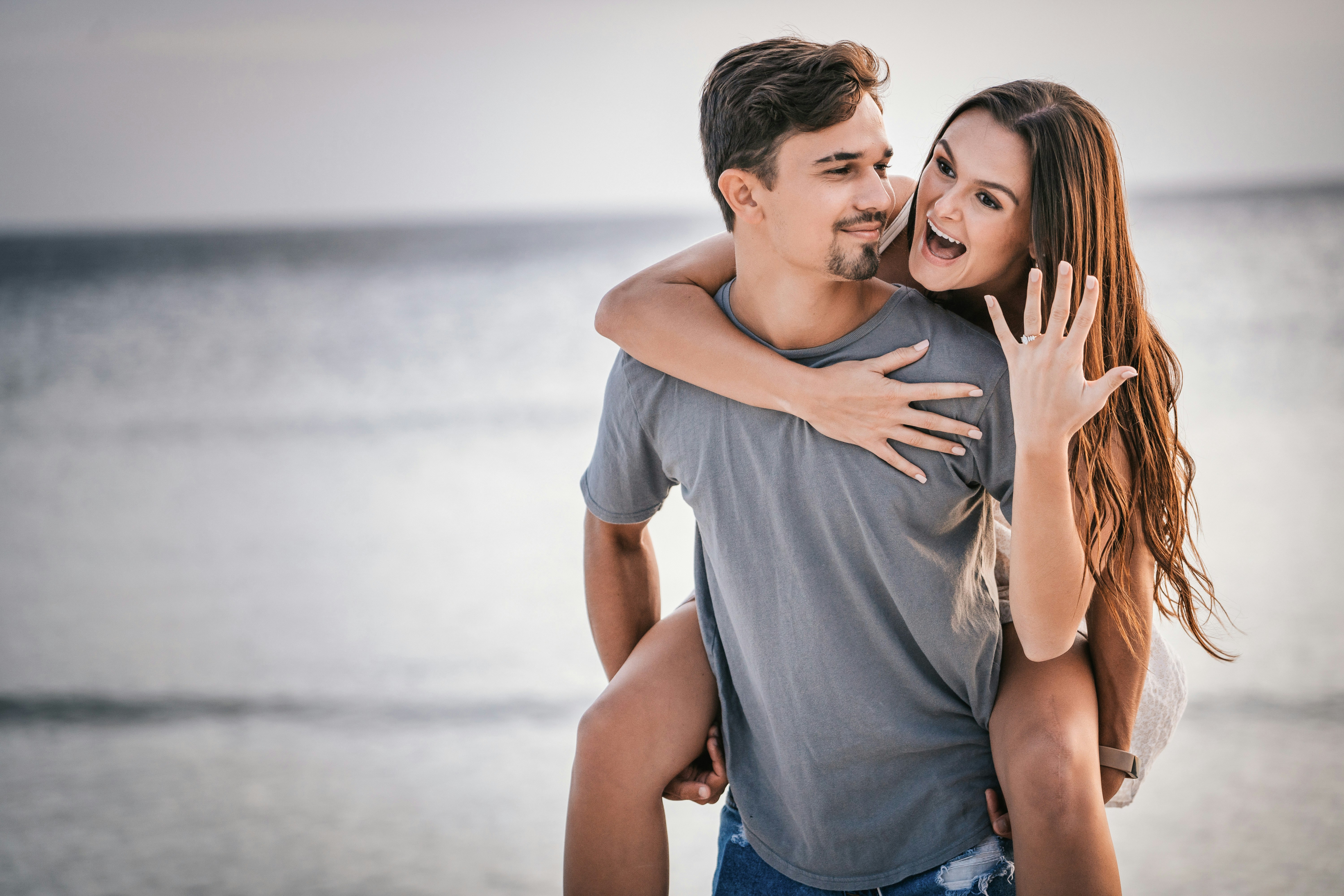 Online Dating Etiquette: Navigating the Digital World of Romance